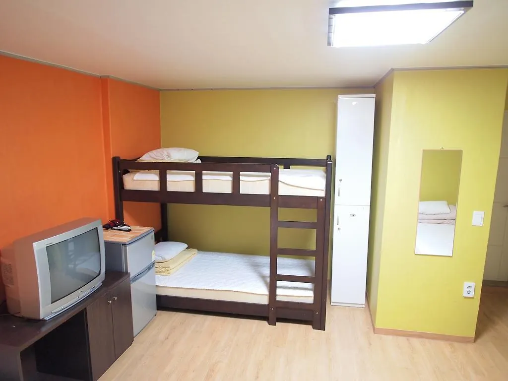 Shinchon Hostel Seoul
