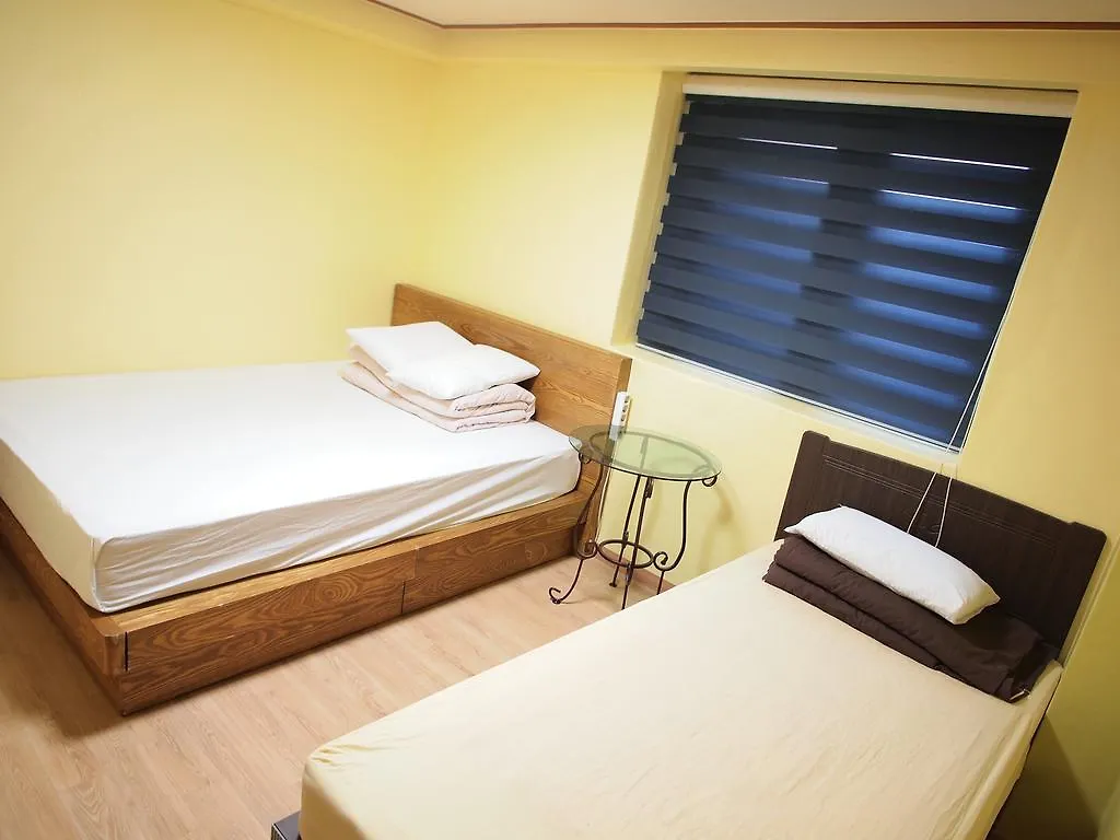 Shinchon Hostel Seoul