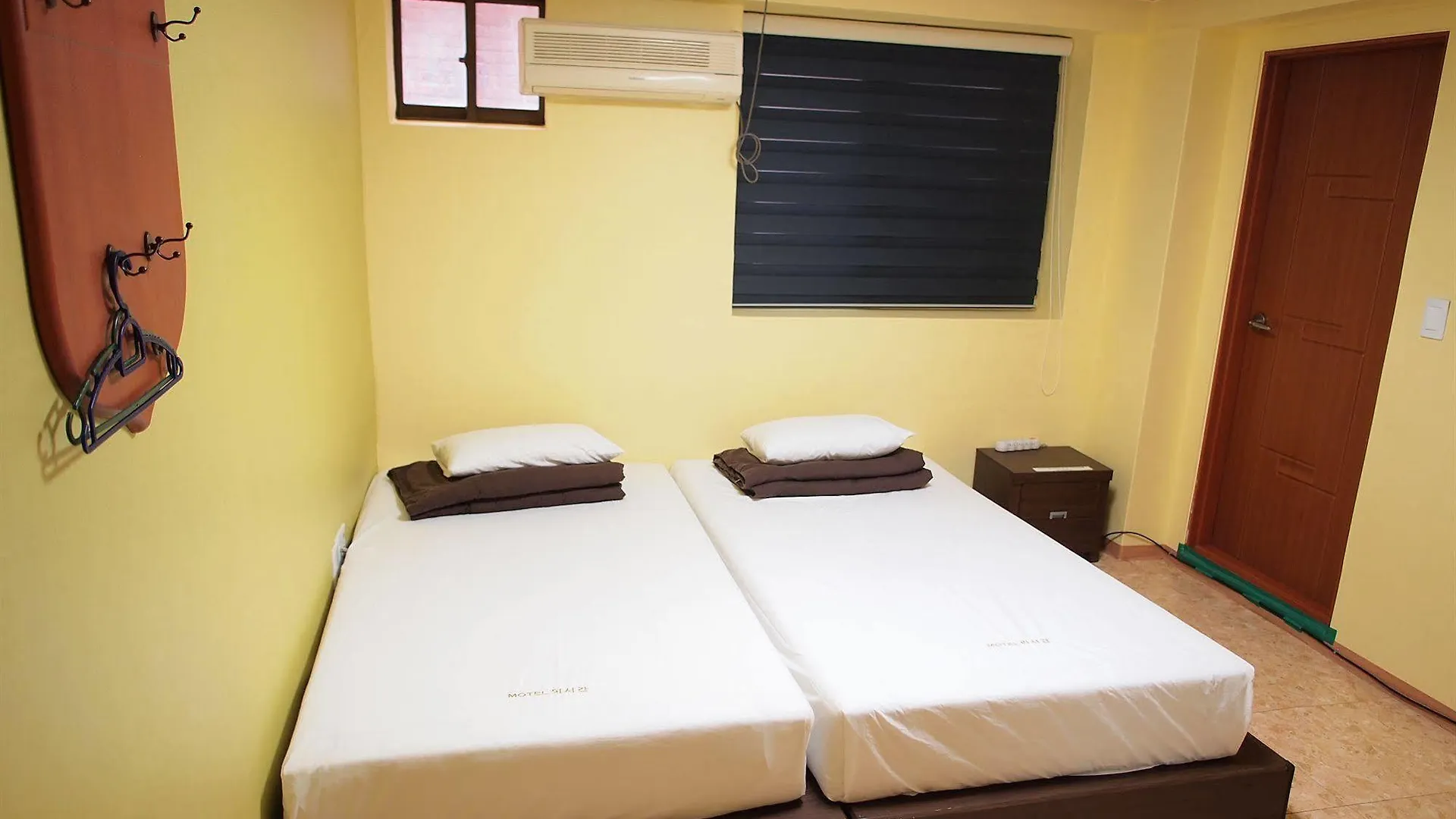 Shinchon Hostel Seoul South Korea