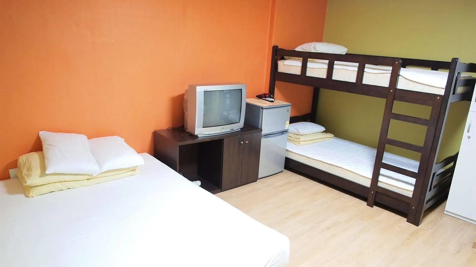 Shinchon Hostel Seoul South Korea